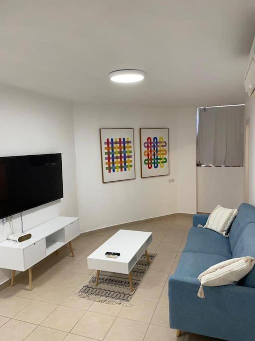 Dc - 2 Bedrooms Near The דירה